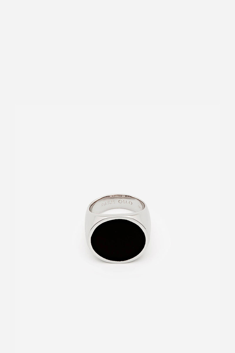 Flush Ring Black Onyx Circle