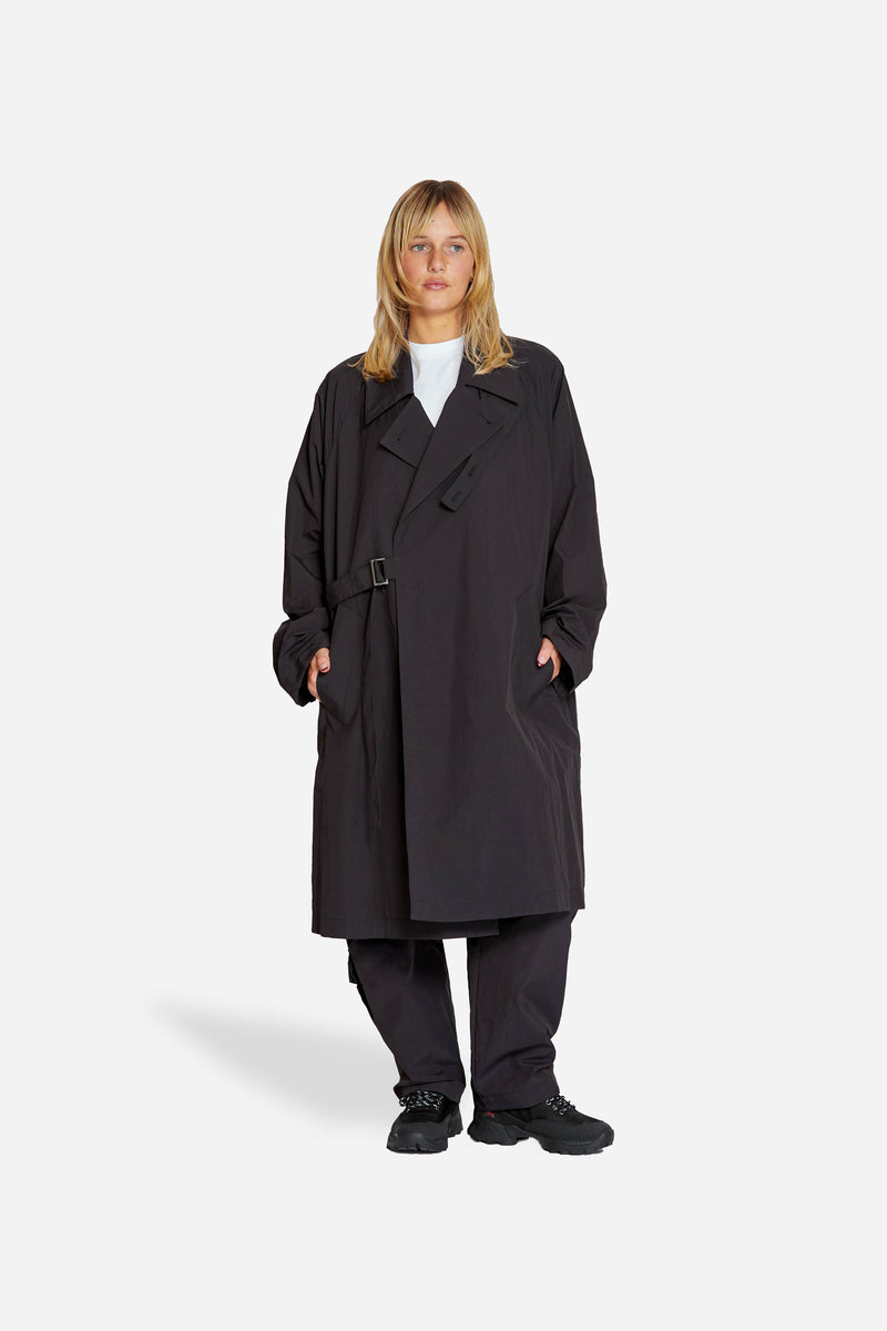 Nylon Wrap Overcoat Off Black