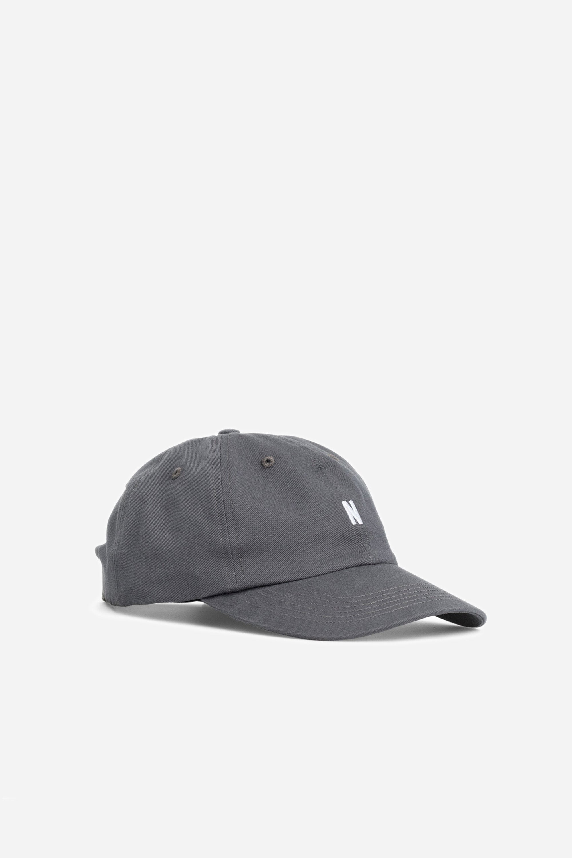 Twill Sports Cap Magnet Grey